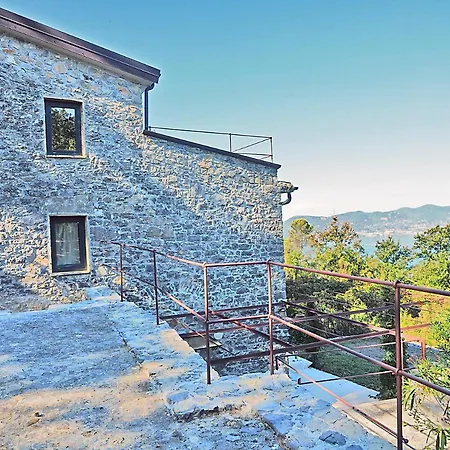 Semesterbostad Casa Ginestra